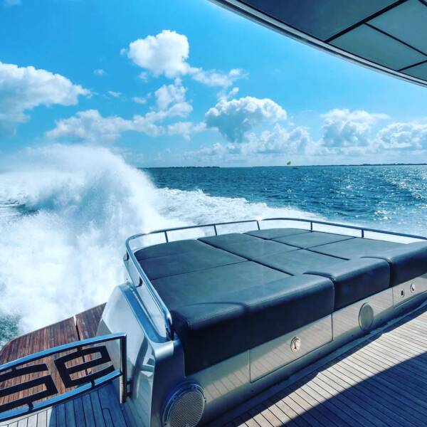 92’ Pershing - Image 6