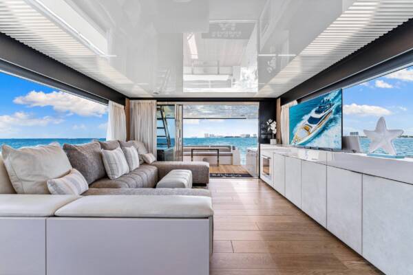 FERRETTI 78' - Image 15