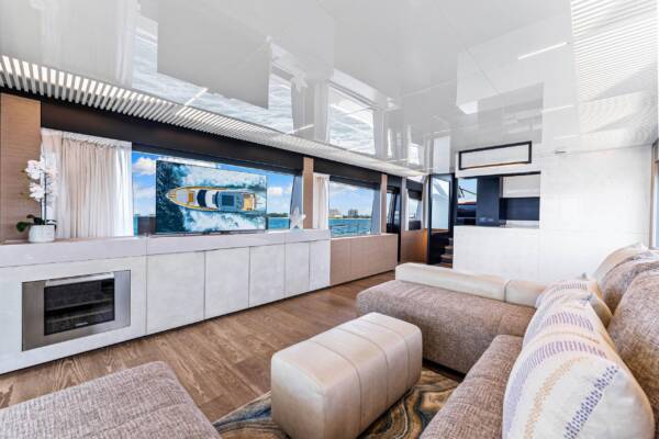 FERRETTI 78' - Image 20