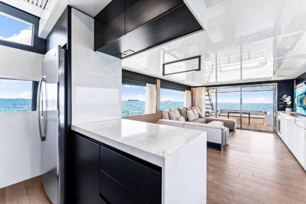 FERRETTI 78' - Image 19
