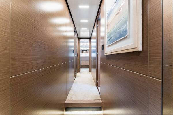 FERRETTI 78' - Image 8
