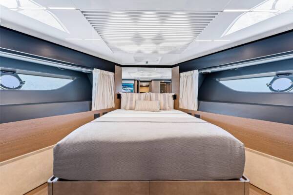 FERRETTI 78' - Image 7