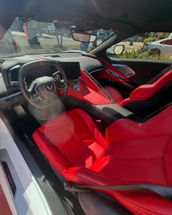 C8 Corvette - Image 2