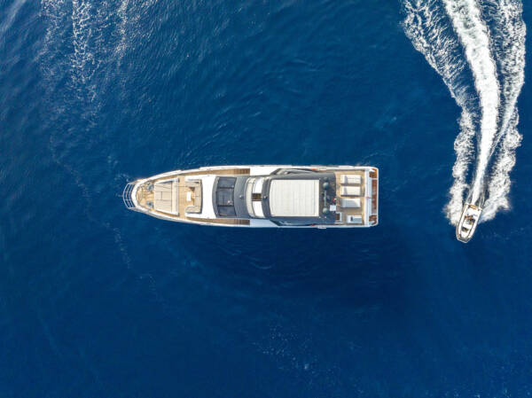 Azimut 88’ - Image 6