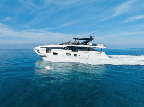 Azimut 88’ - Image 17