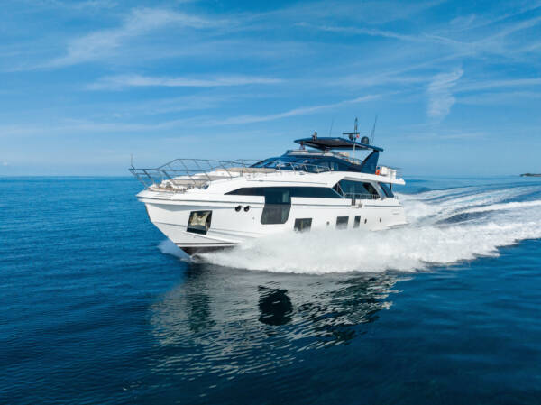 Azimut 88’ - Image 23