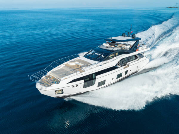 Azimut 88’ - Image 24