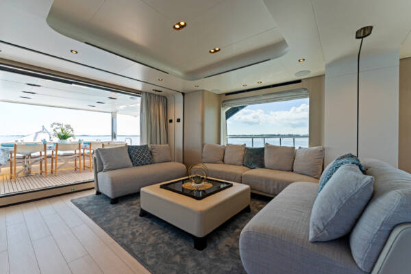 Azimut 88’ - Image 53