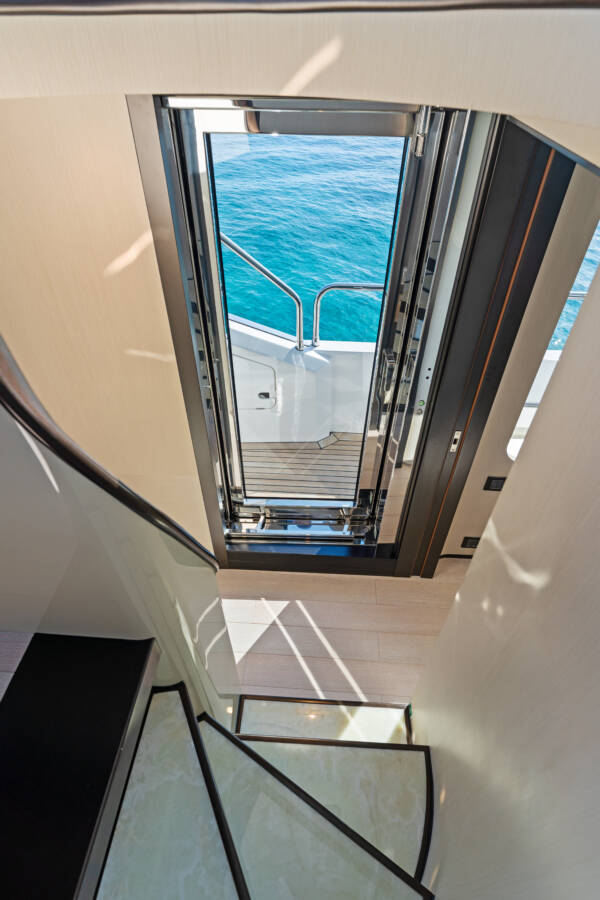 Azimut 88’ - Image 88