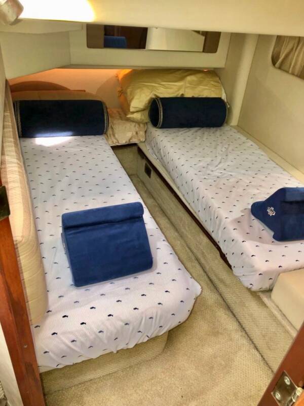 Sea Ray 48' - Image 27