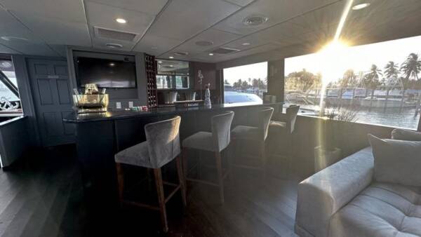 Luxury 100' - Image 7