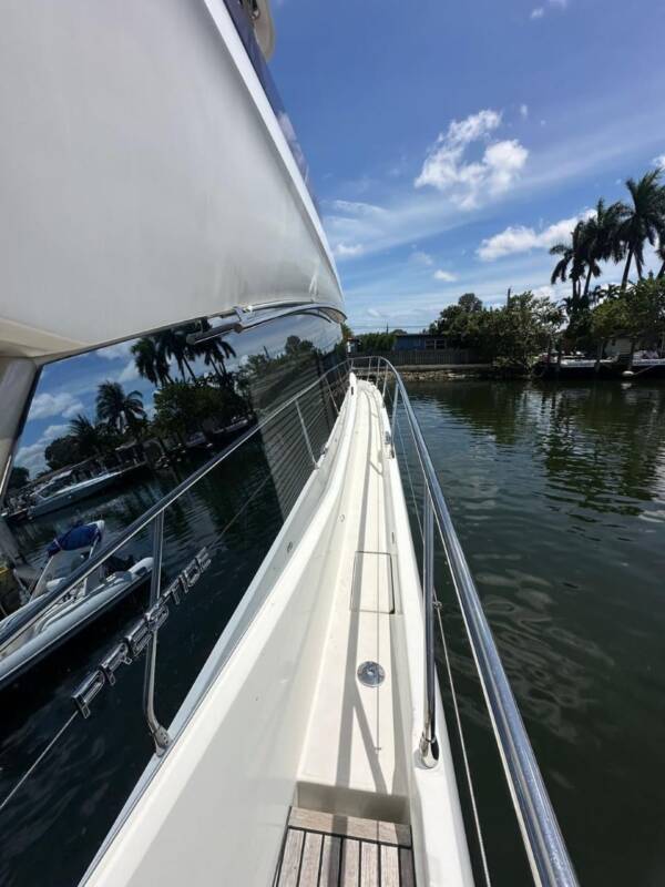 Prestige 55' - Image 9